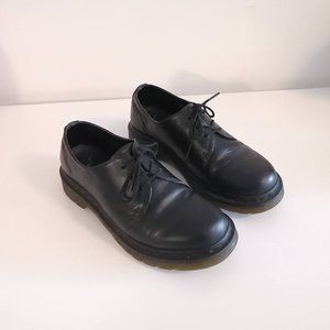 Dr Martens genuine leather oxfords